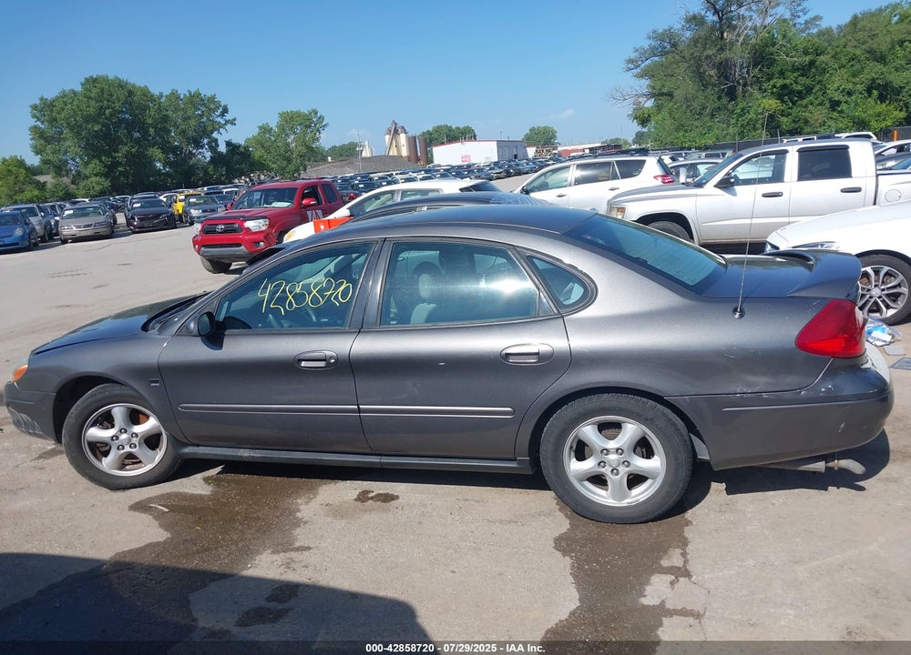 2003 FORD TAURUS SES VIN: 1FAFP55S93G240341