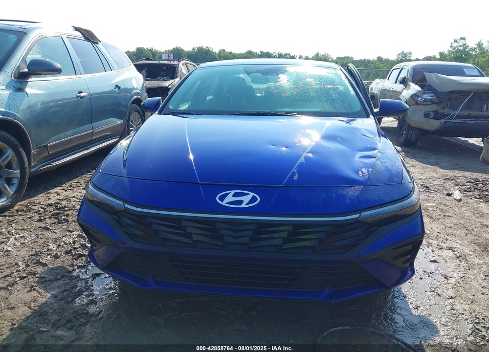 2025 HYUNDAI ELANTRA VIN: KMHLL4DG5SU992422