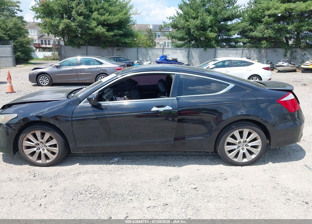 2010 HONDA ACCORD VIN: 1HGCS2B84AA007388