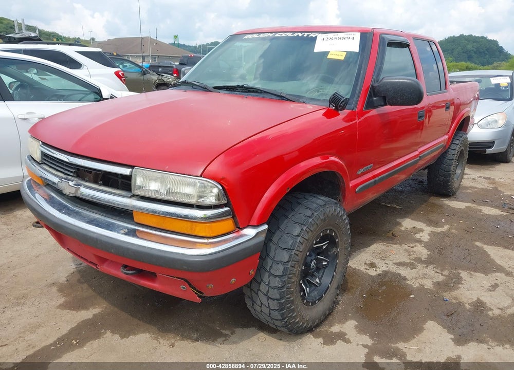 2002 CHEVROLET S-10 LS VIN: 1GCDT13W52K115957