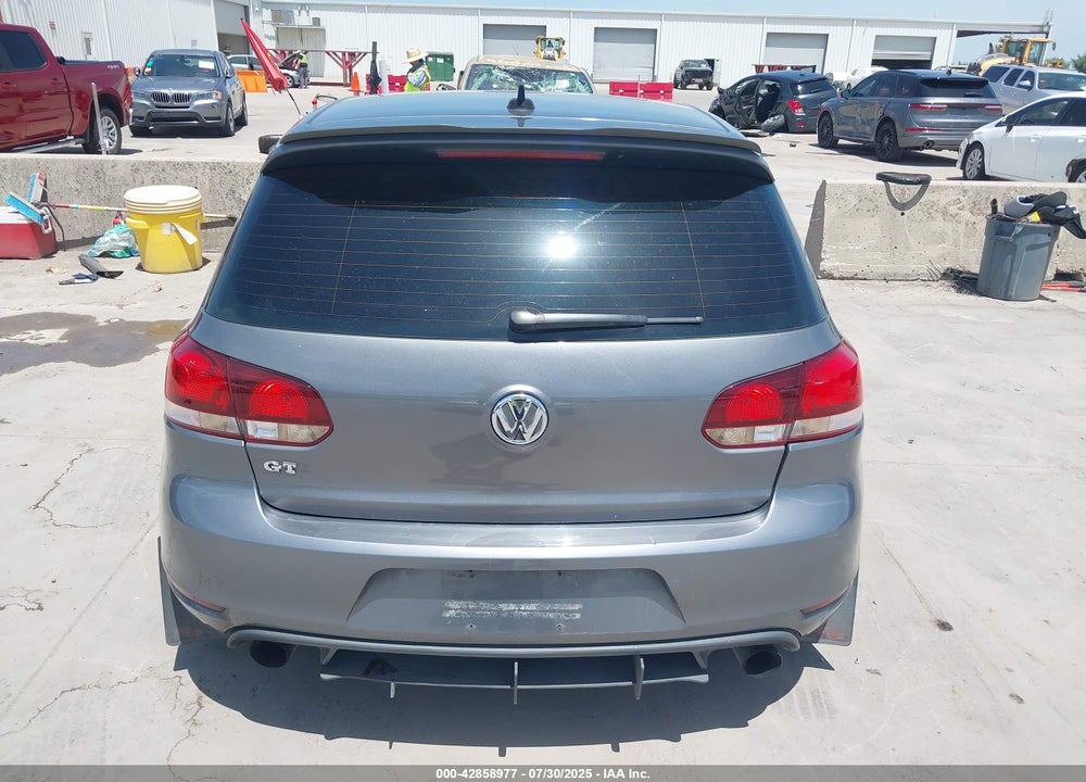 2013 VOLKSWAGEN GTI VIN: WVWFV7AJ4DW027233