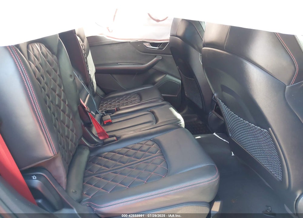 2025 AUDI SQ7 VIN: WA1VWBF74SD007009
