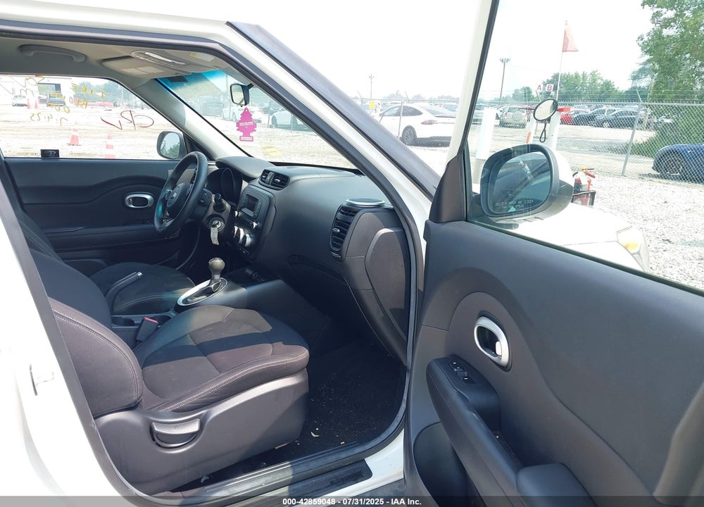 2015 KIA SOUL VIN: KNDJN2A26F7125683