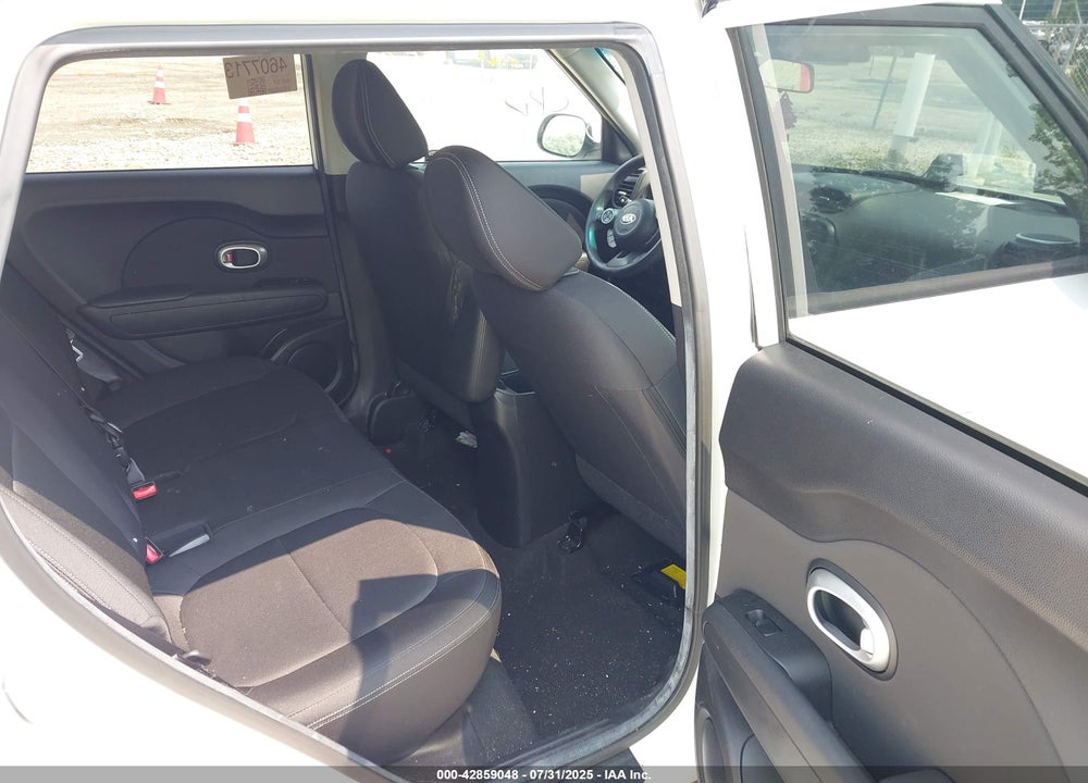 2015 KIA SOUL VIN: KNDJN2A26F7125683