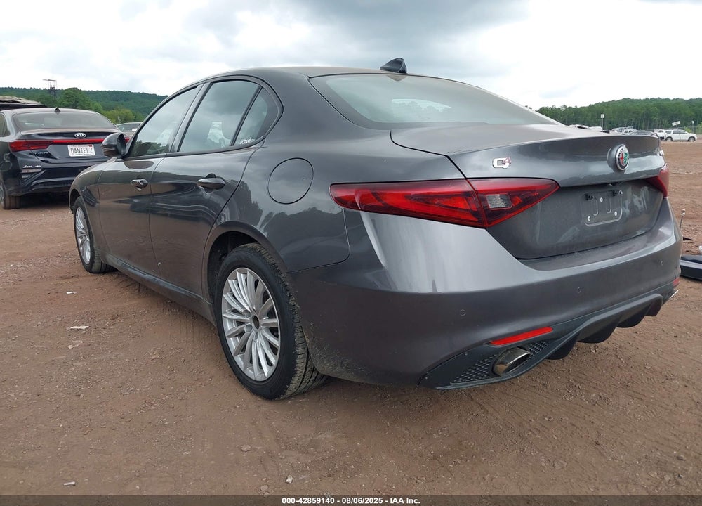 2023 ALFA ROMEO GIULIA VIN: ZARFANAN7P7670232
