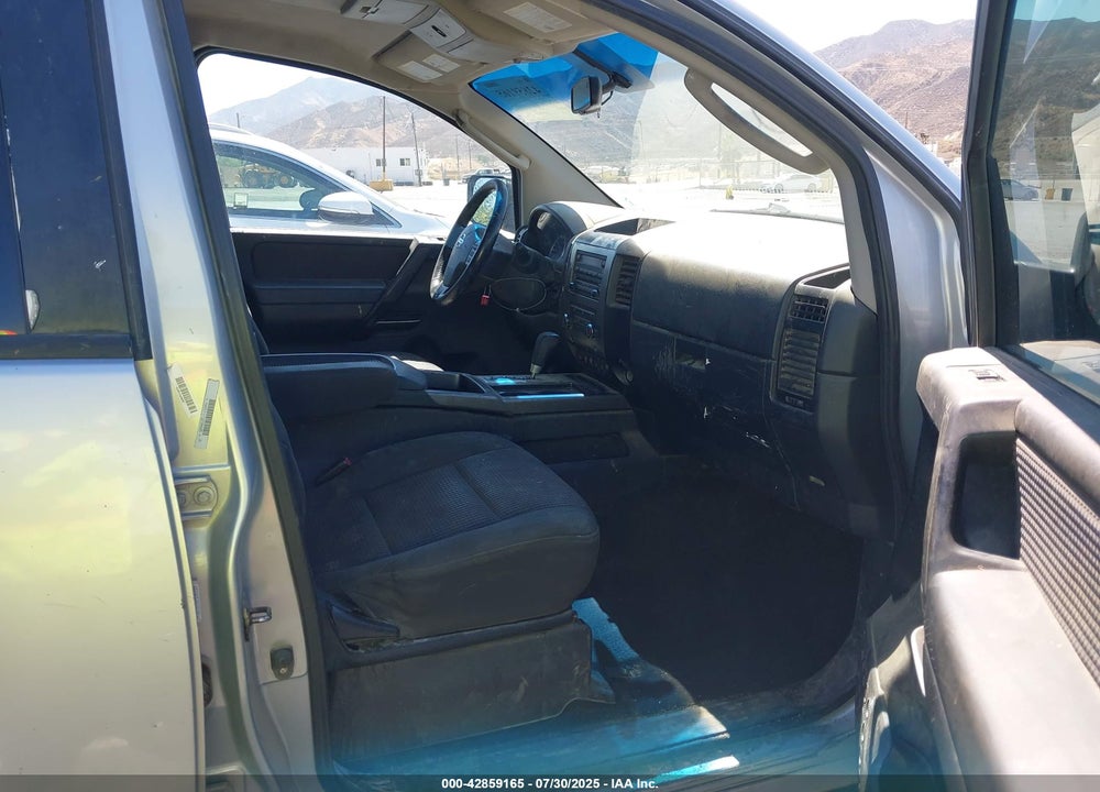 2011 NISSAN TITAN VIN: 1N6AA0ED2BN319108
