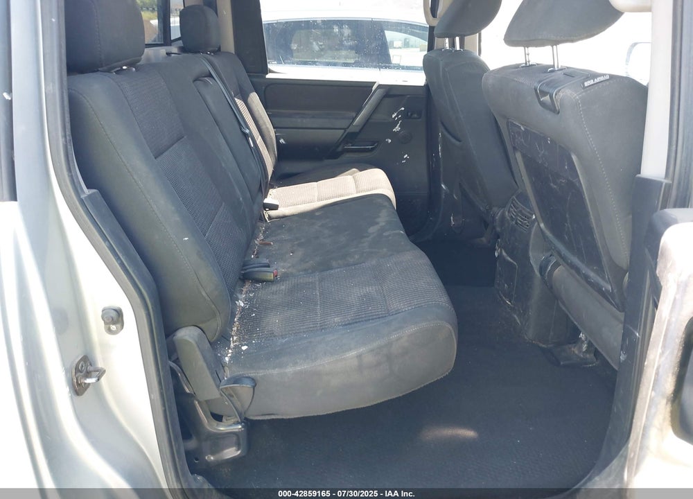 2011 NISSAN TITAN VIN: 1N6AA0ED2BN319108