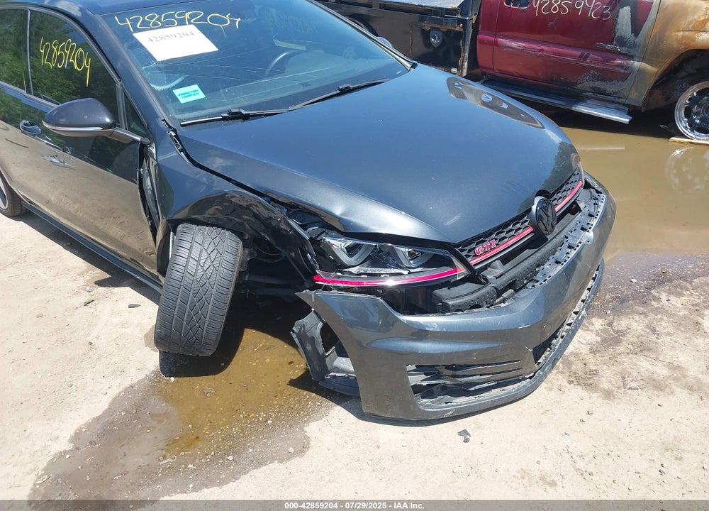 2017 VOLKSWAGEN GOLF VIN: 3VW547AU8HM026078