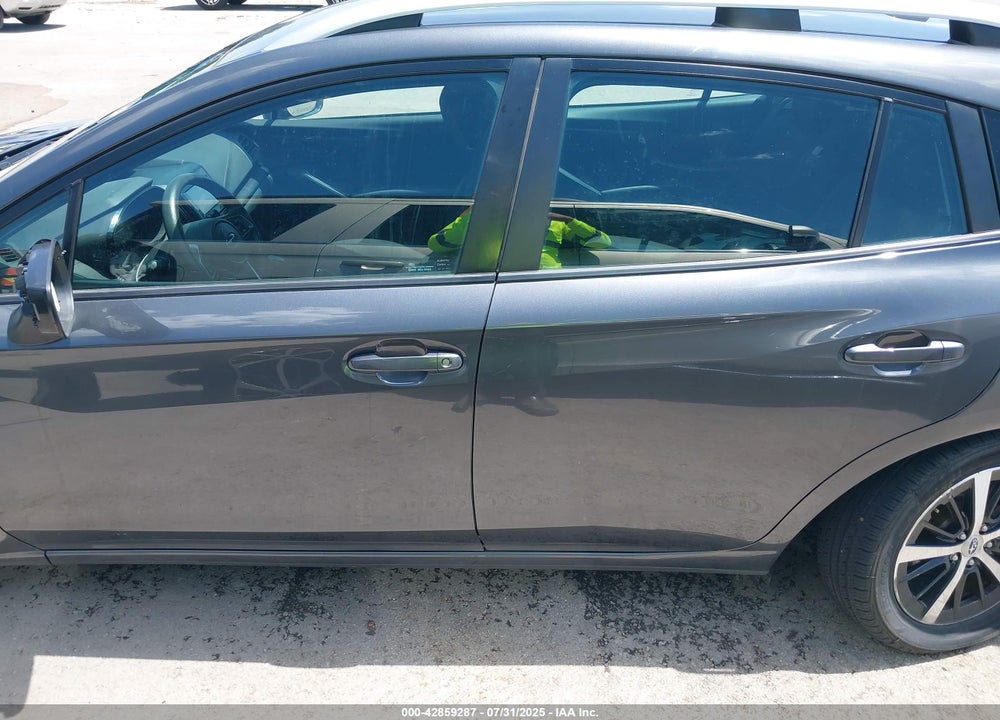 2021 SUBARU IMPREZA VIN: 4S3GTAV65M3708046