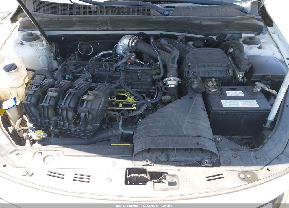 2012 KIA OPTIMA VIN: 5XXGR4A65CG048241