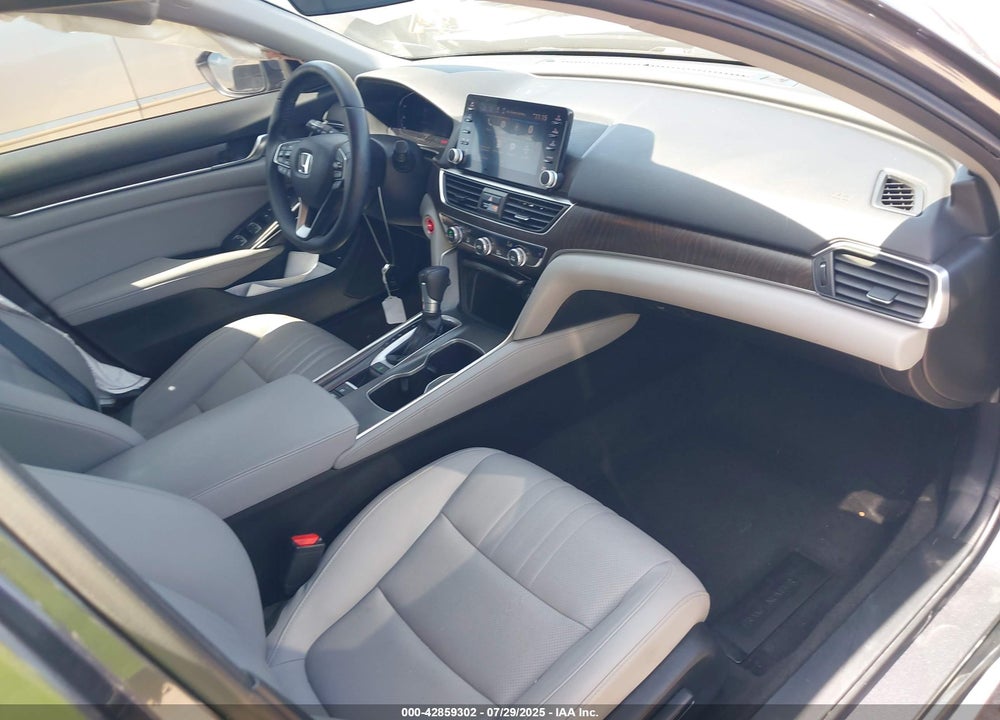 2018 HONDA ACCORD EX-L VIN: 1HGCV1F51JA062379