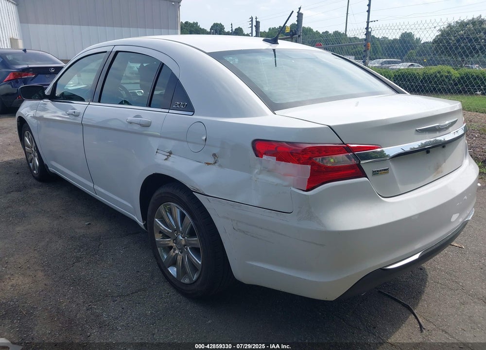 2014 CHRYSLER 200 VIN: 1C3CCBBG7EN114957