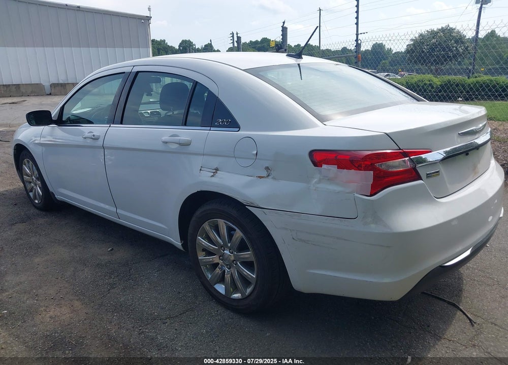 2014 CHRYSLER 200 VIN: 1C3CCBBG7EN114957