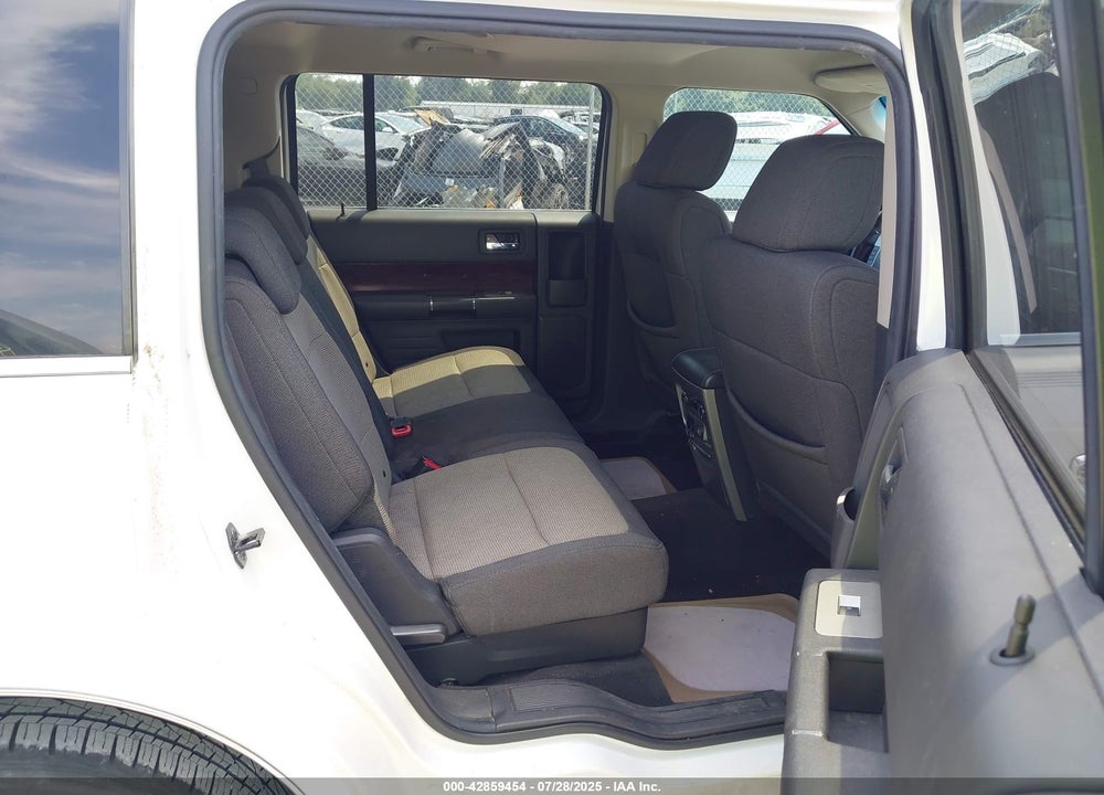 2009 FORD FLEX VIN: 2FMDK52CX9BA02202