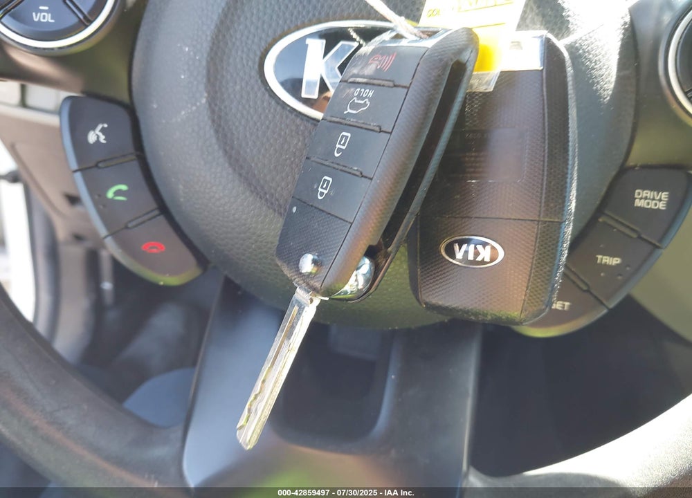 2017 KIA SOUL VIN: KNDJN2A28H7427849
