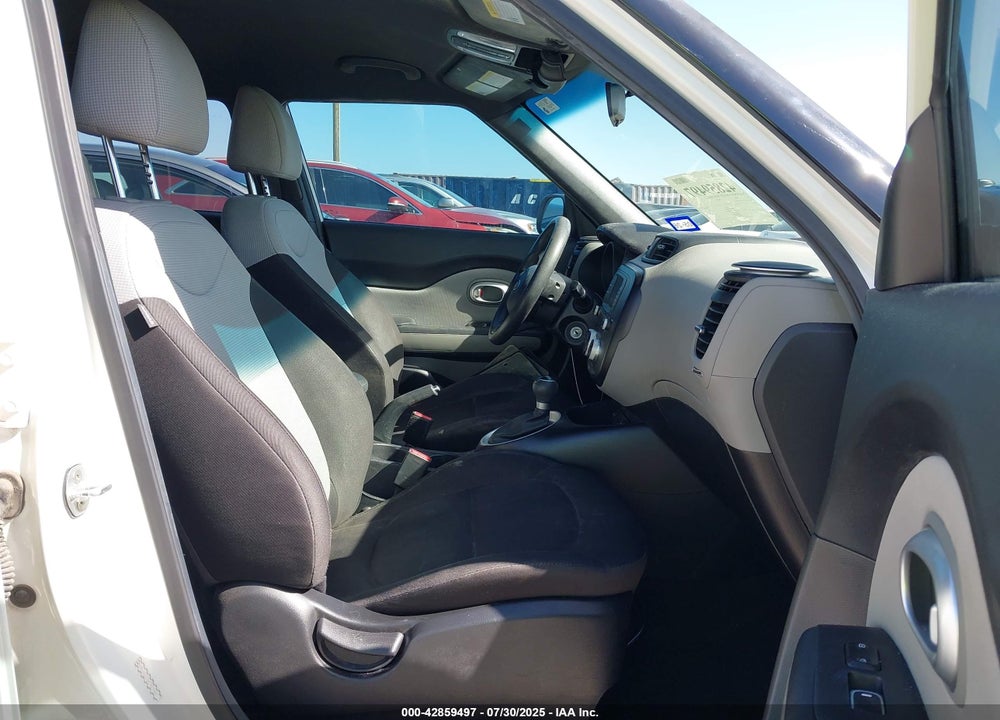 2017 KIA SOUL VIN: KNDJN2A28H7427849