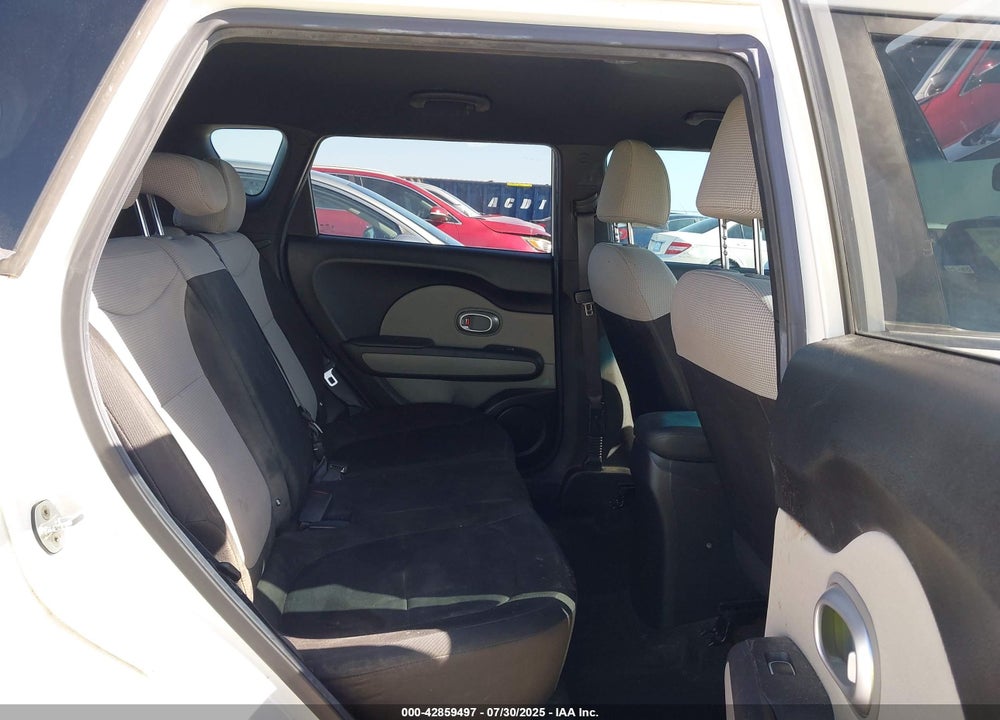 2017 KIA SOUL VIN: KNDJN2A28H7427849