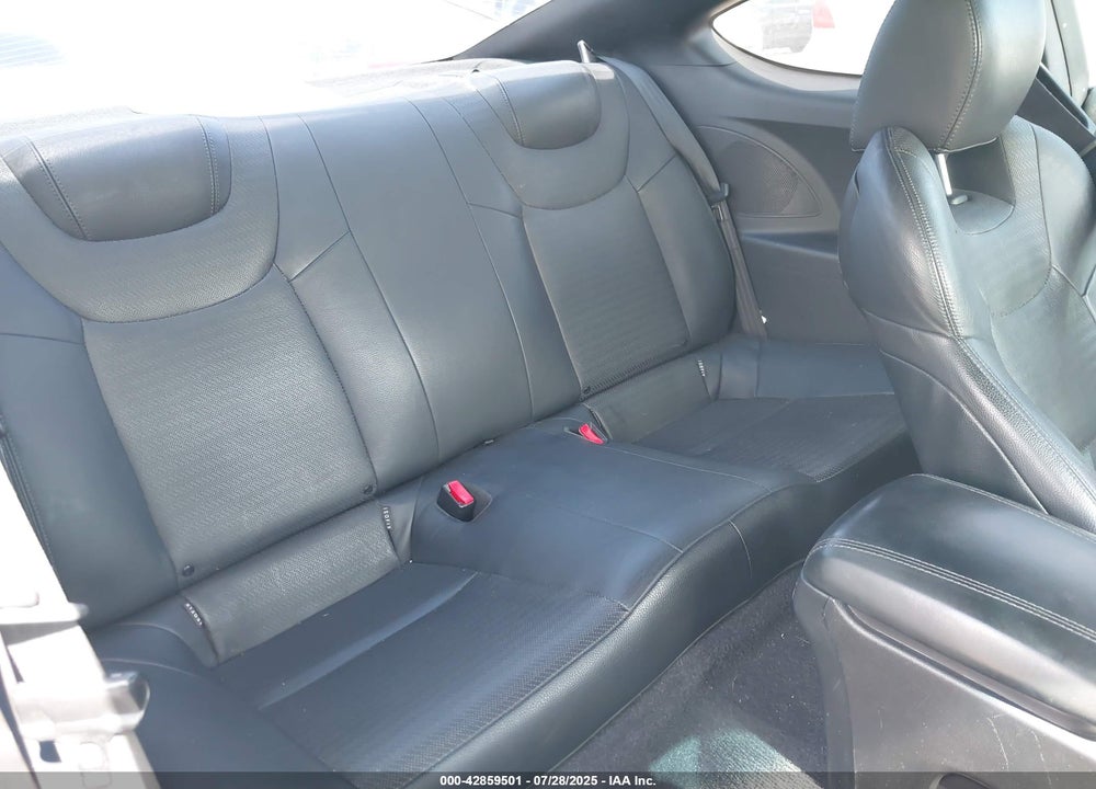 2013 HYUNDAI GENESIS VIN: KMHHU6KJ9DU096415