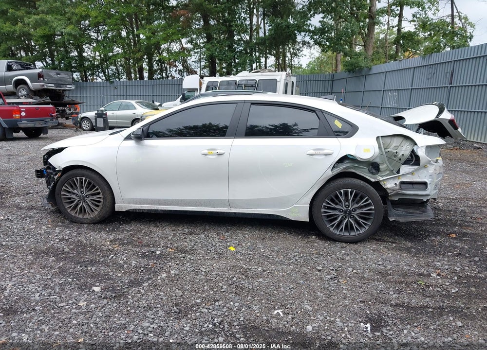 2022 KIA FORTE GT LINE VIN: 3KPF54ADXNE473374