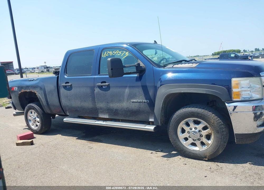 2011 CHEVROLET SILVERADO 2500HD LT VIN: 1GC1KXC89BF173847