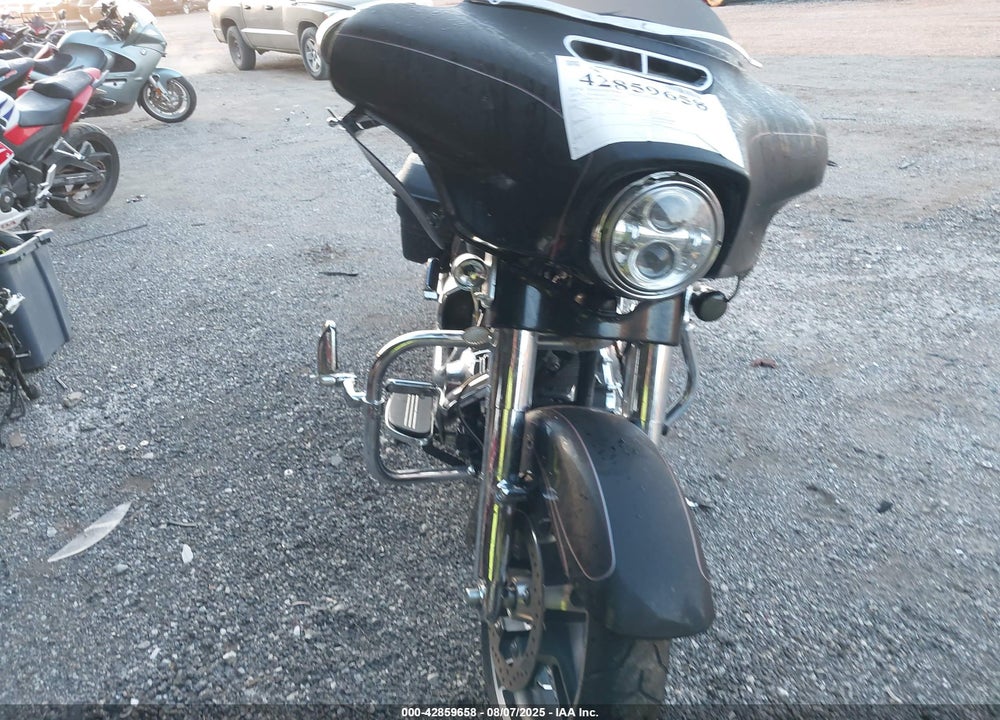2015 HARLEY-DAVIDSON FLHXS STREET GLIDE SPECIAL VIN: 1HD1KRM10FB694321