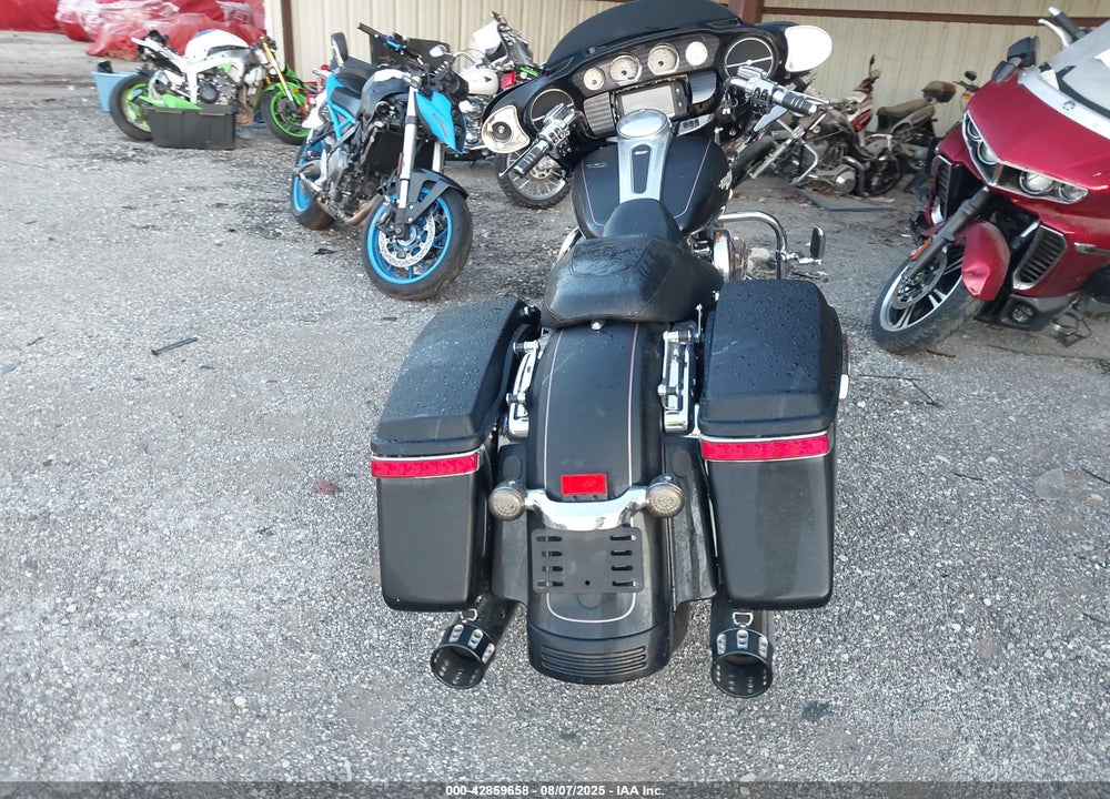 2015 HARLEY-DAVIDSON FLHXS STREET GLIDE SPECIAL VIN: 1HD1KRM10FB694321