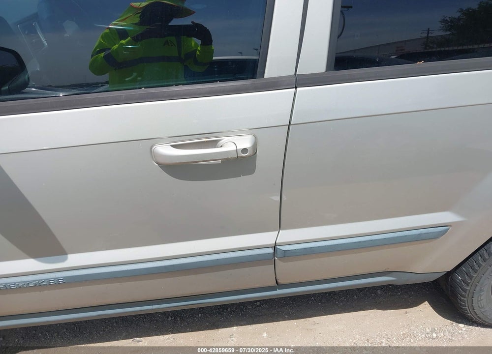 2009 JEEP GRAND CHEROKEE VIN: 1J8GS48K79C527124