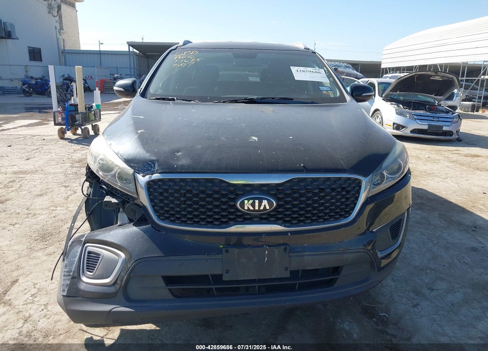 2016 KIA SORENTO VIN: 5XYPG4A38GG119736