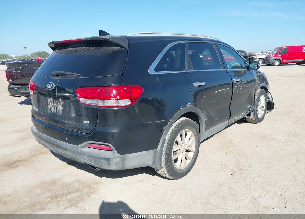 2016 KIA SORENTO VIN: 5XYPG4A38GG119736