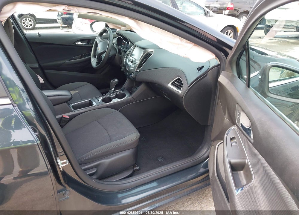 2017 CHEVROLET CRUZE VIN: 1G1BE5SM0H7153187