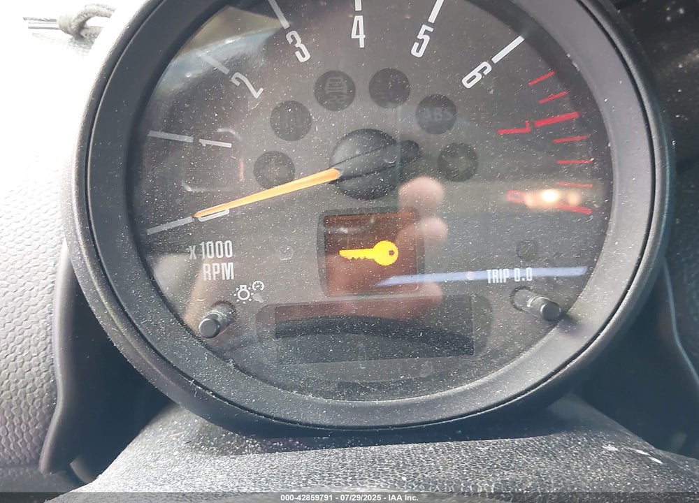 2016 MINI COUNTRYMAN VIN: WMWZC3C59GWT08442
