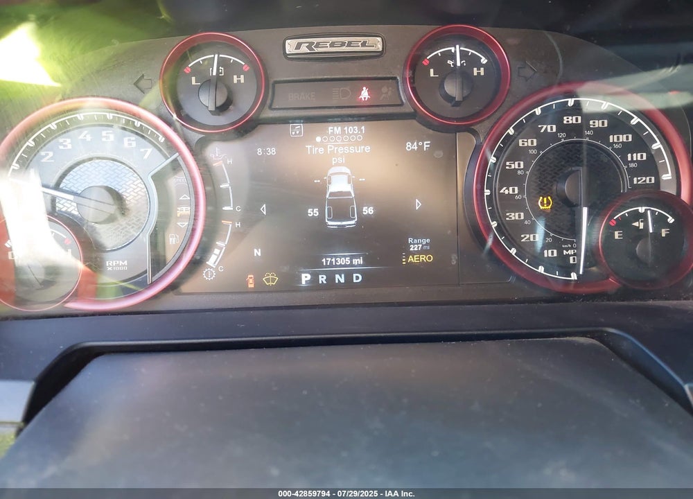 2017 RAM 1500 VIN: 1C6RR7YT2HS604337