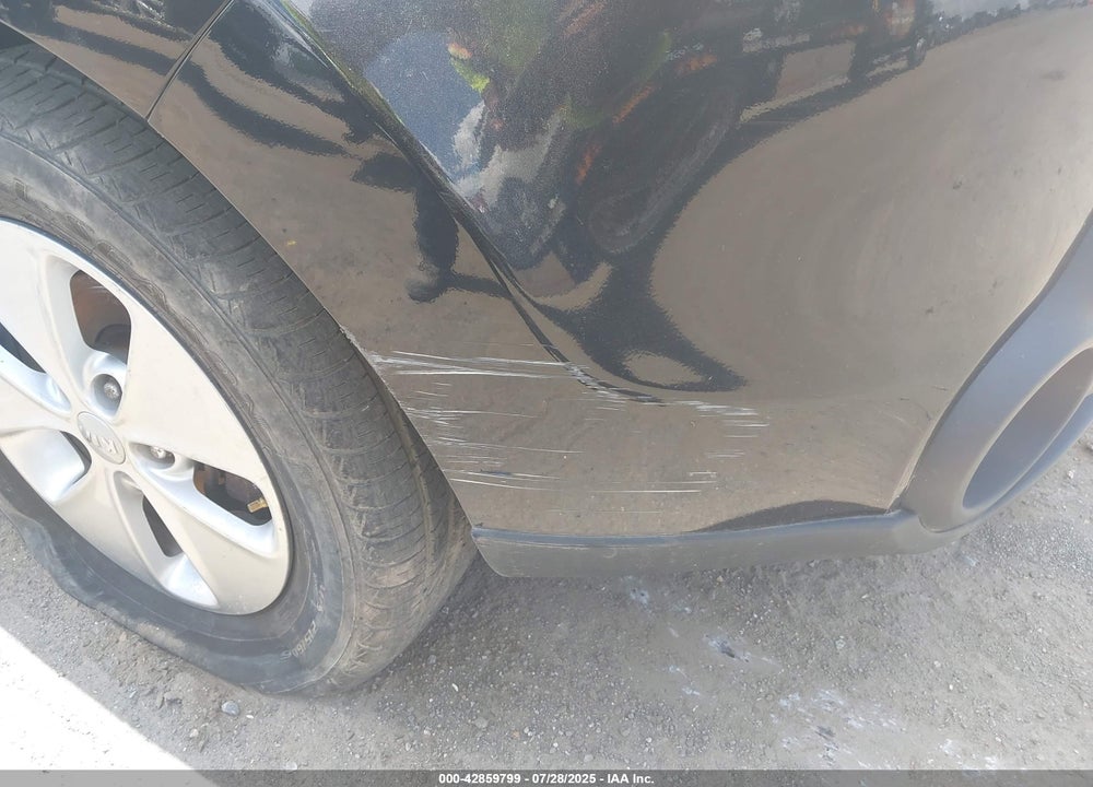 2015 KIA SOUL VIN: KNDJN2A25F7193960
