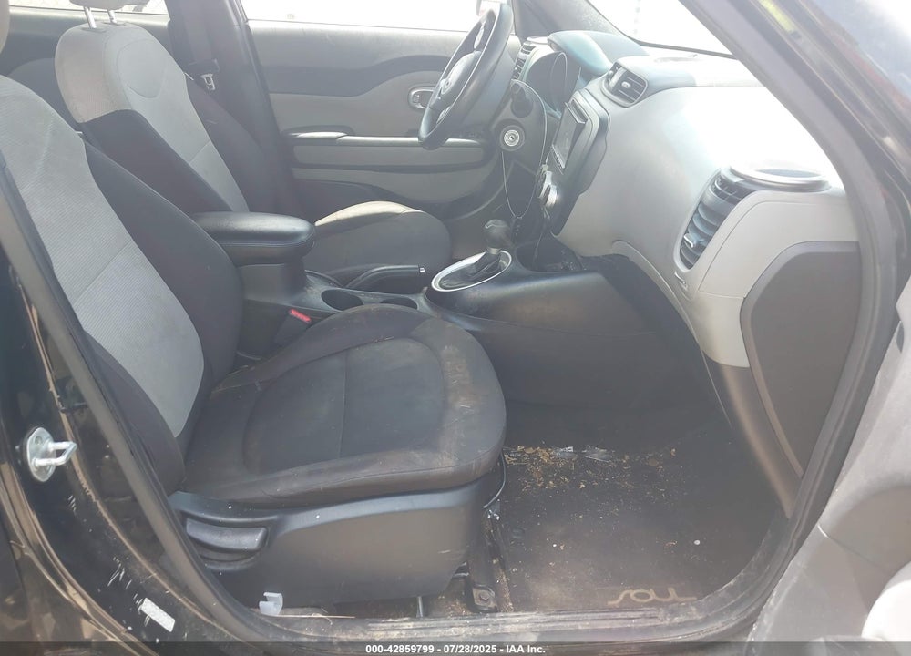 2015 KIA SOUL VIN: KNDJN2A25F7193960