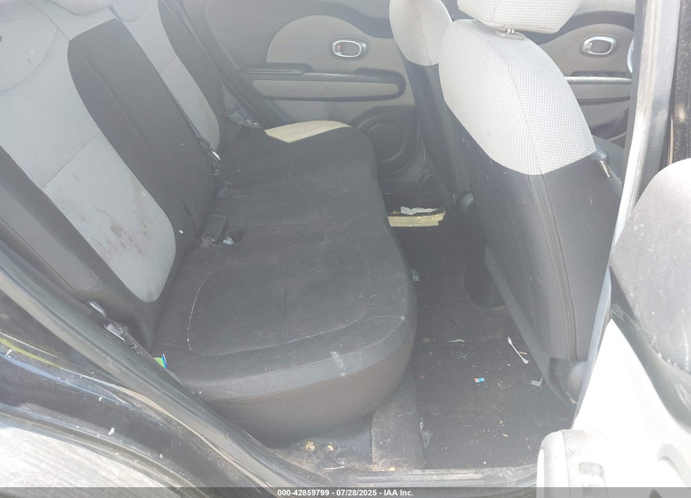 2015 KIA SOUL VIN: KNDJN2A25F7193960