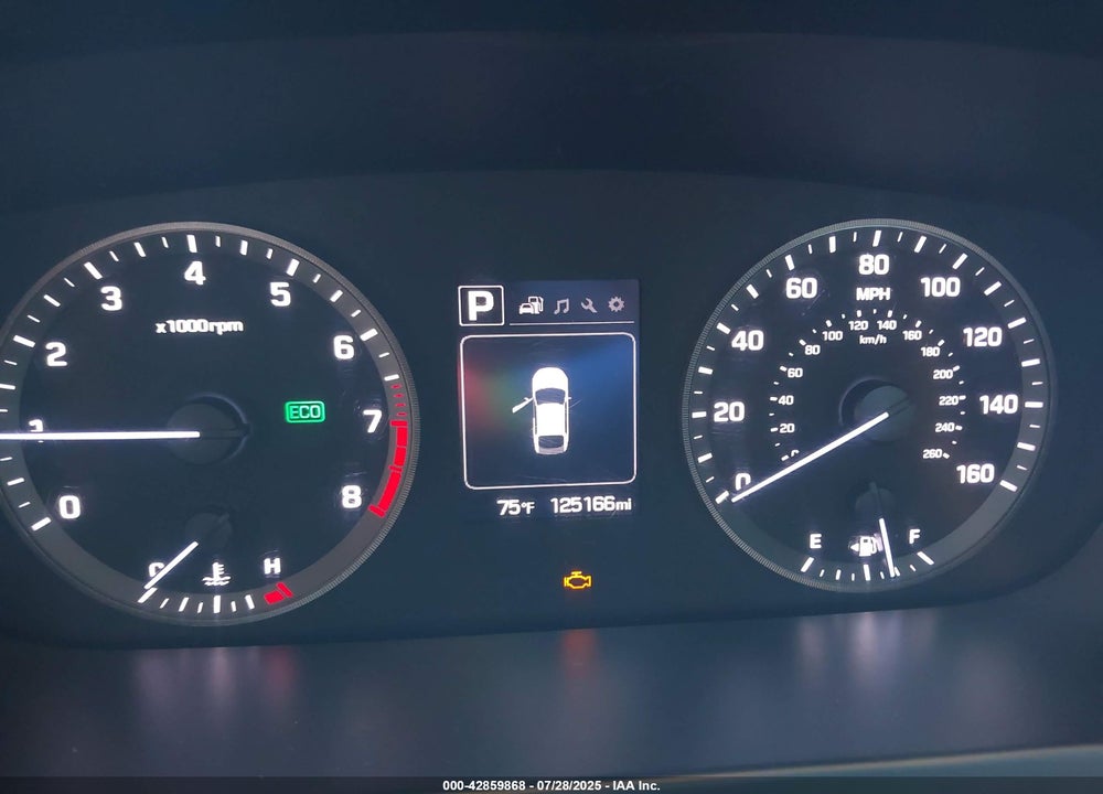 2015 HYUNDAI SONATA VIN: 5NPE24AF2FH236221