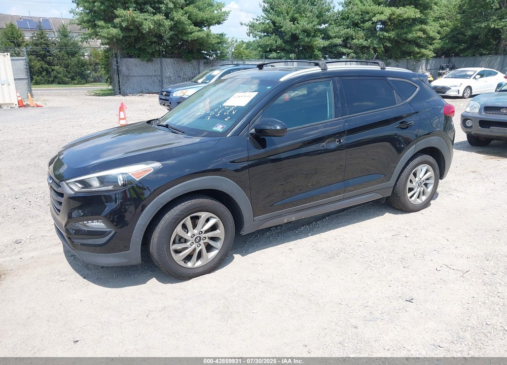 2016 HYUNDAI TUCSON SE VIN: KM8J3CA44GU243467