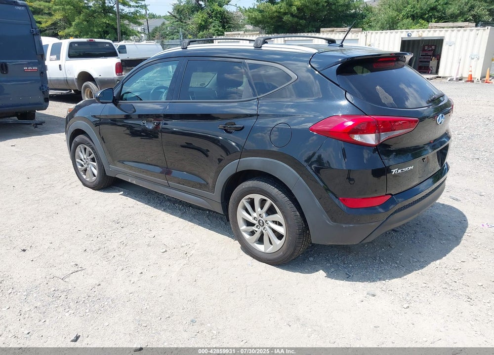 2016 HYUNDAI TUCSON SE VIN: KM8J3CA44GU243467