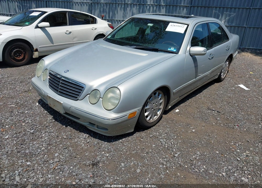 2000 MERCEDES-BENZ E 320 VIN: WDBJF65J0YB115591