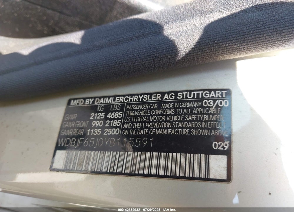 2000 MERCEDES-BENZ E 320 VIN: WDBJF65J0YB115591