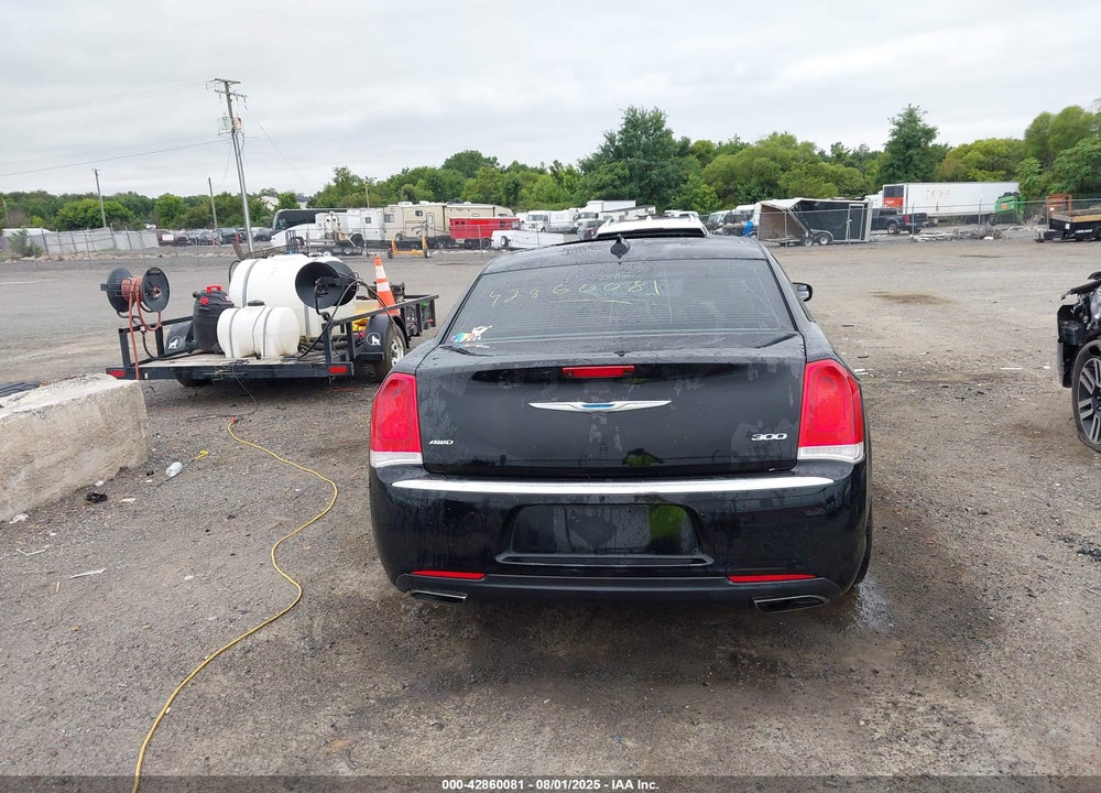 2015 CHRYSLER 300 VIN: 2C3CCARG2FH849436