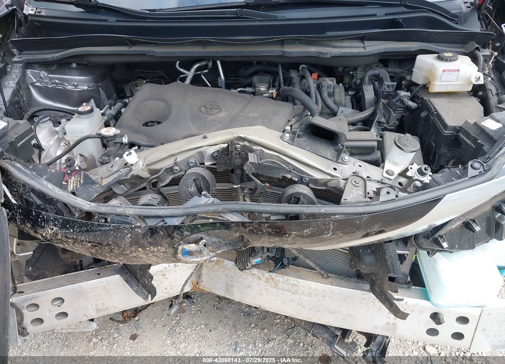2021 TOYOTA SIENNA XSE VIN: 5TDXRKEC7MS065630