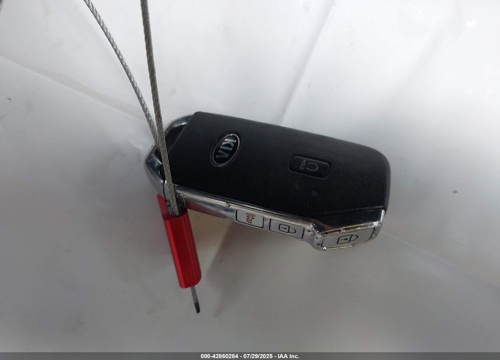 2021 KIA SELTOS VIN: KNDETCA24M7059564