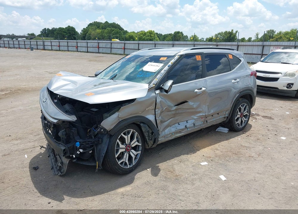 2021 KIA SELTOS VIN: KNDETCA24M7059564