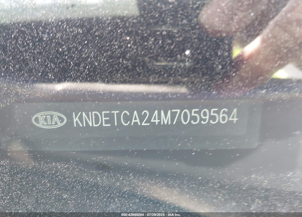 2021 KIA SELTOS VIN: KNDETCA24M7059564