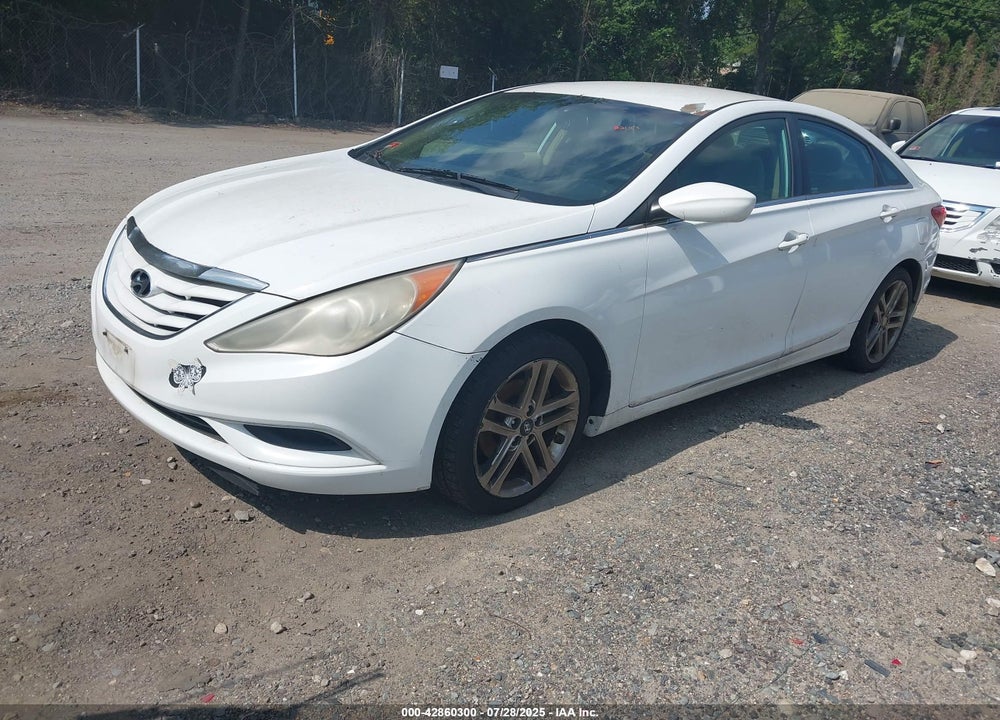 2013 HYUNDAI SONATA VIN: 5NPEB4AC3DH655987