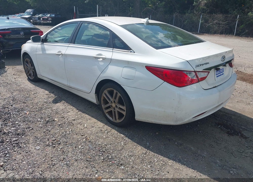 2013 HYUNDAI SONATA VIN: 5NPEB4AC3DH655987