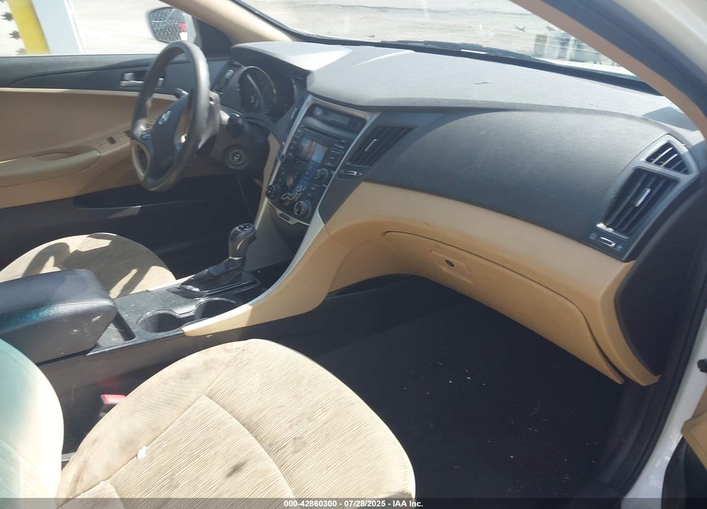 2013 HYUNDAI SONATA VIN: 5NPEB4AC3DH655987