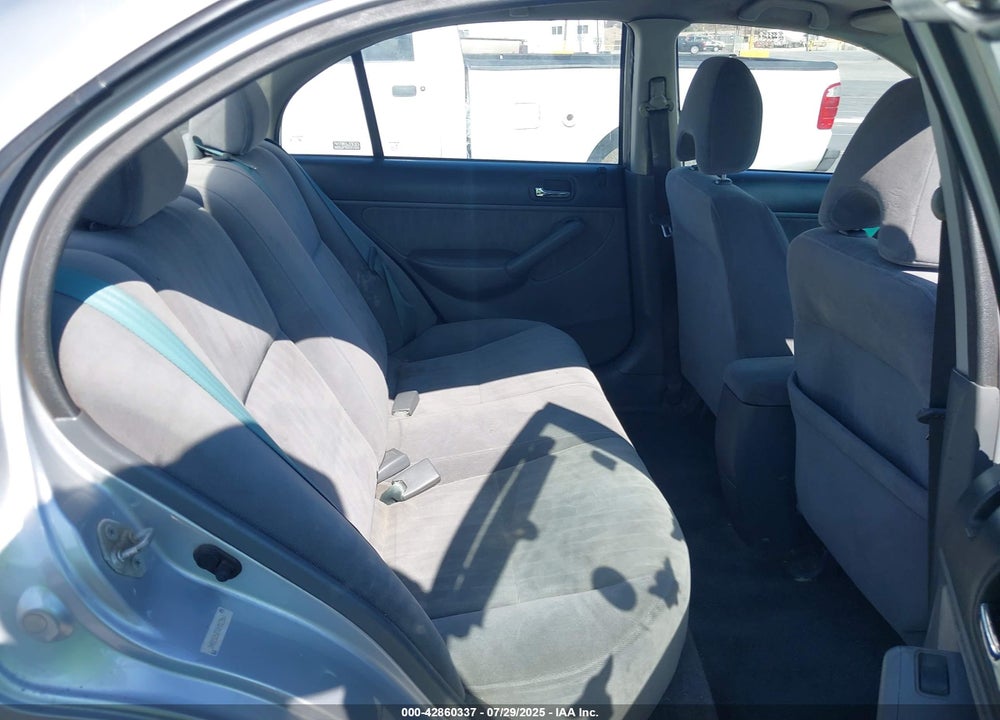 2003 HONDA CIVIC VIN: 2HGES26733H517861