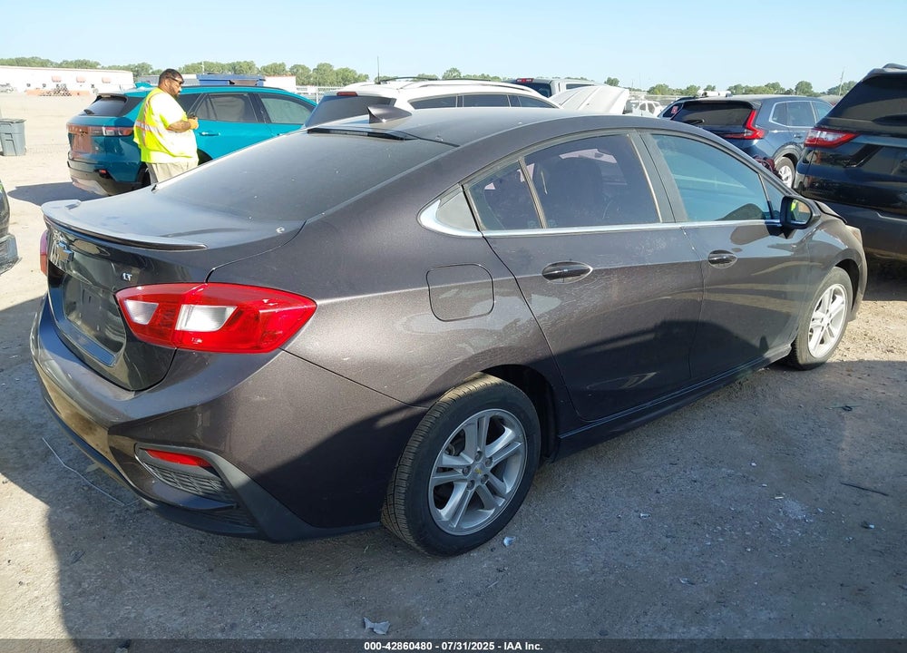 2017 CHEVROLET CRUZE VIN: 1G1BE5SMXH7155836